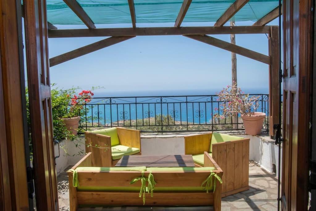 Argyros House Guest House Triopetra Exterior photo